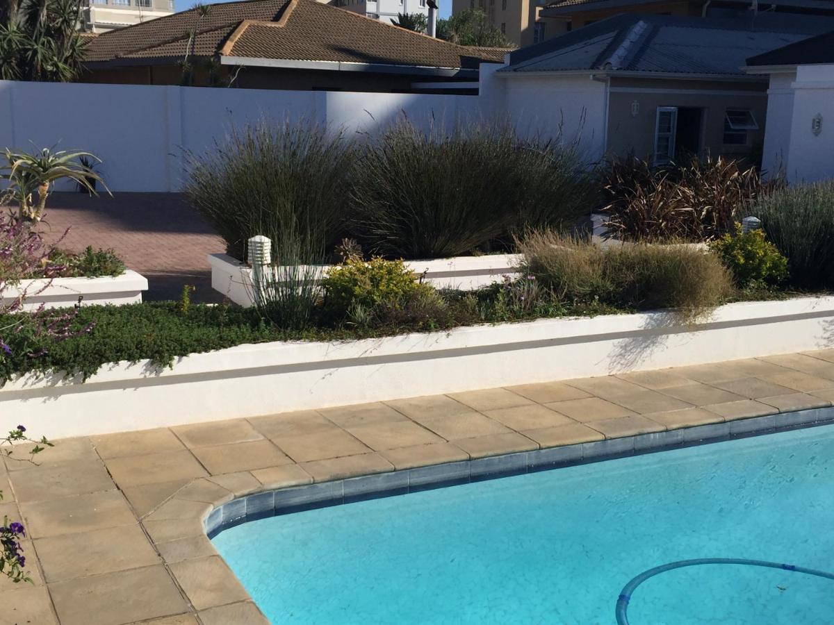 The Blue Lotus Guest House Port Elizabeth Exterior foto