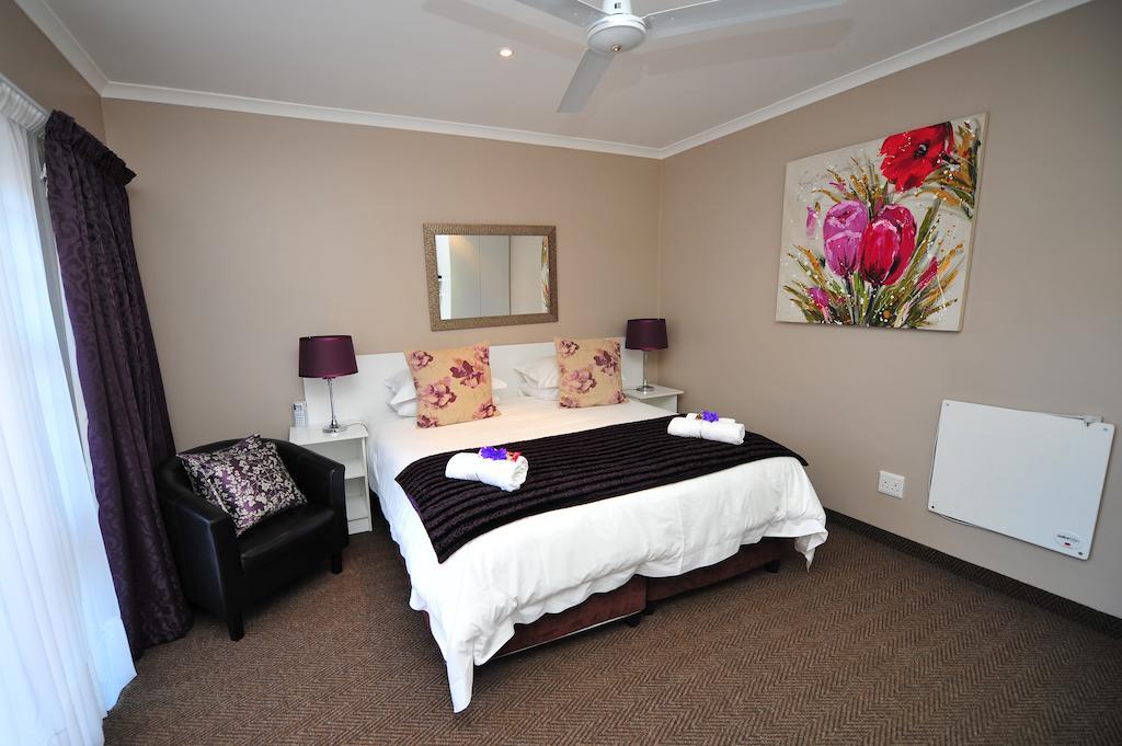 The Blue Lotus Guest House Port Elizabeth Exterior foto